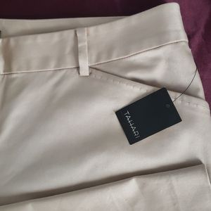 Tahari Samantha pant in Stone New With Tags